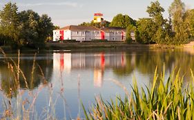 The Originals Access, Hotel Bordeaux Lac